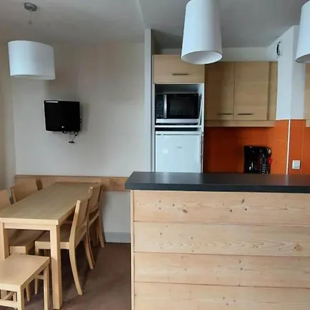Beautiful Terrace 1800 Apartment
